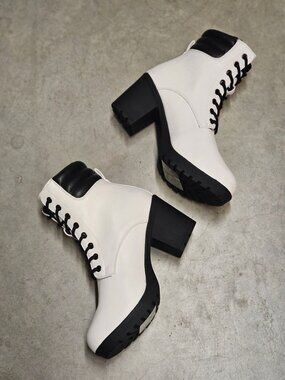 White Chunky Heel Lace-Up Ankle Boots With Black Accents Womens Stylish Faux Lea